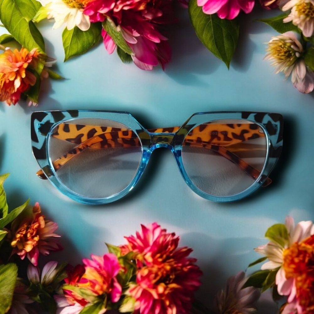 Stylish Blue and Leopard Print Cat-Eye Glasses